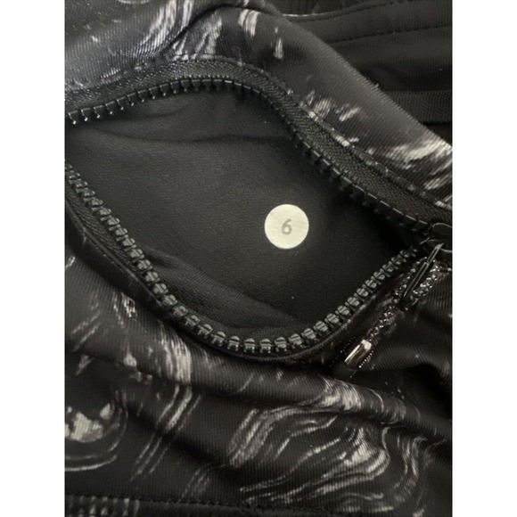 Lululemon Speed Tight II Full Luxtreme Pockets Ruched Leggings Black Swirl Sz 6 - Picture 15 of 16